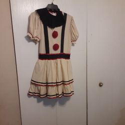 Costume