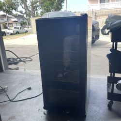 Mini Fridge 