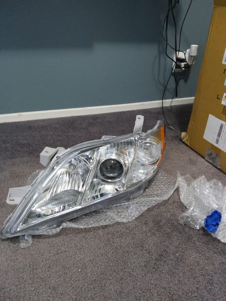 2007 To 2009 Camry Headlights