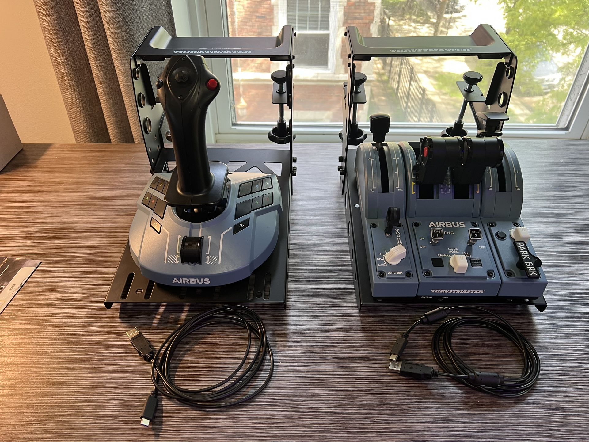 Thrustmaster Captain Pack X Airbus Edition + 2 TM Flying Clamps for Flight Simulator