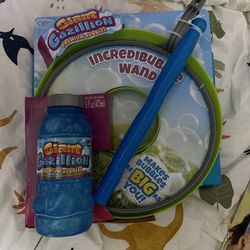 Gazillion Incredibubble Wand (Blue/Green) Bubbles