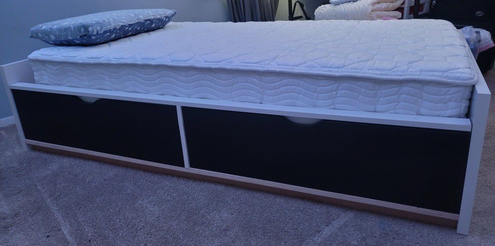 IKEA twin Bed And Mattress 