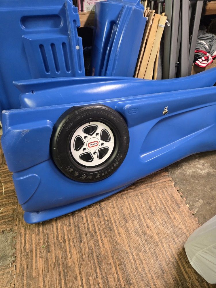 Car Bed