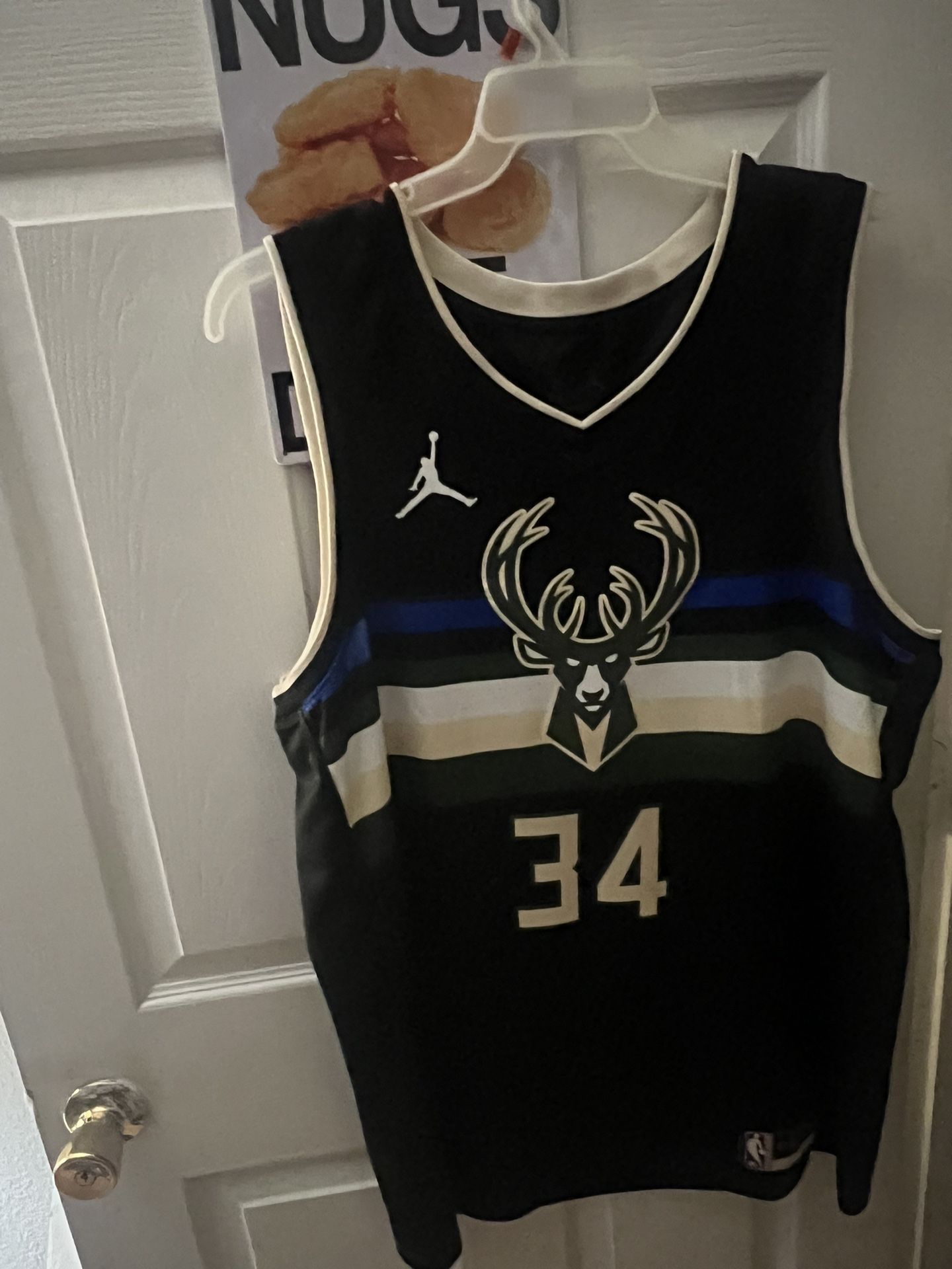 Giannis Jersey SIZE: XL