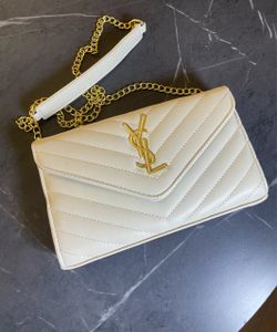 Authentic bag for women brand new