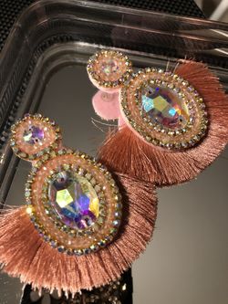 Aretes de aplicación pelo de ceda