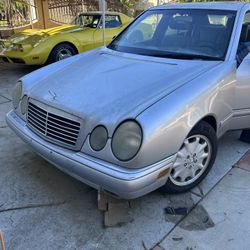 1996 Mercedes-Benz E-Class