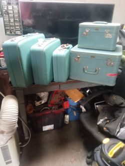 Five Piece Set Vintage Luggage
