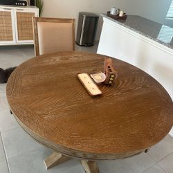 Dining Room Table & 4 Chairs