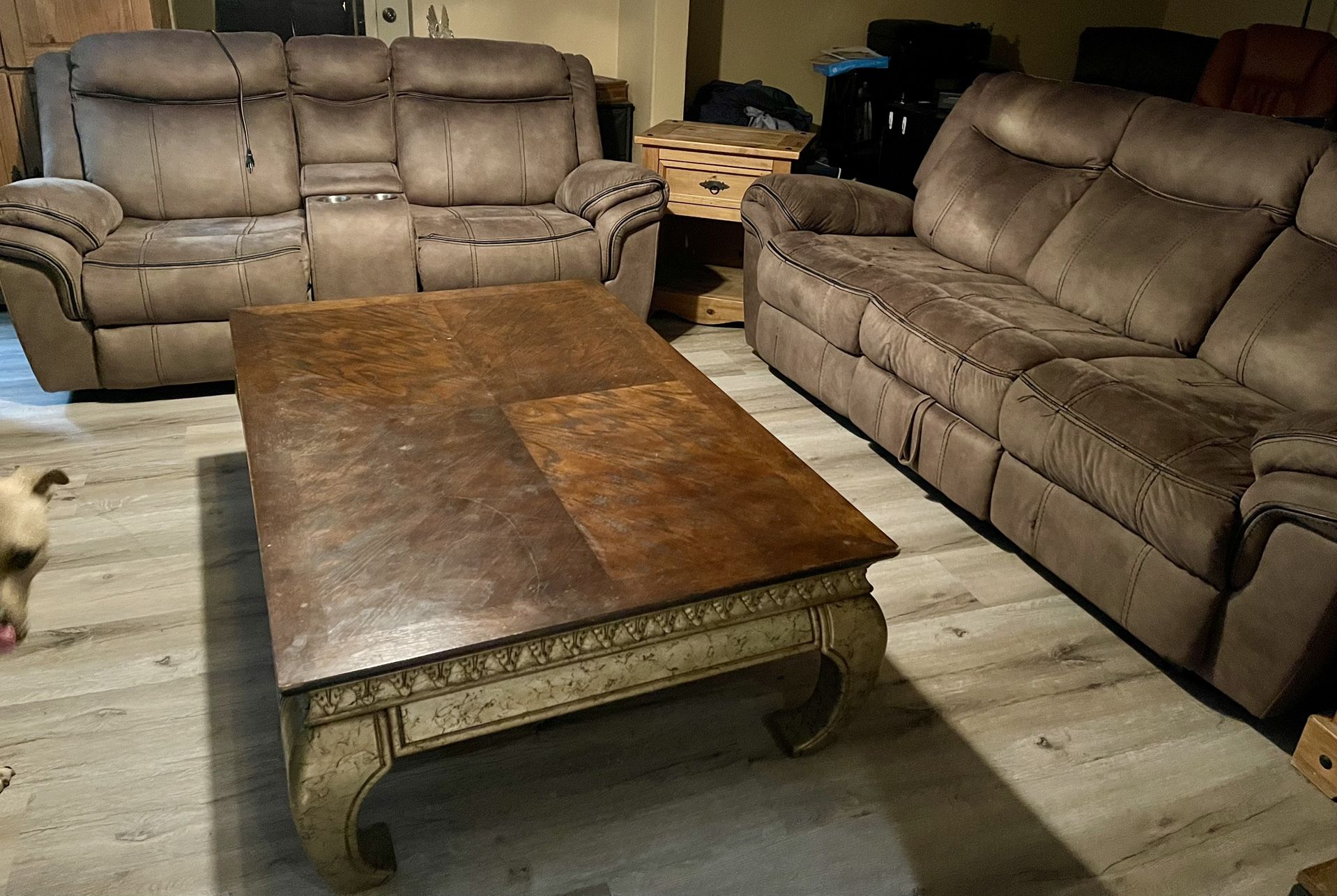 Living Room Furniture Set.