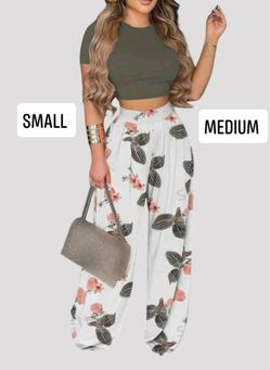 New women’s 2 piece set available in size small and medium