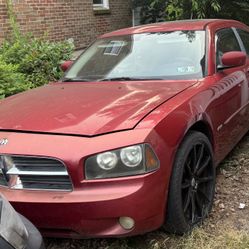 08 Dodge Charger RT