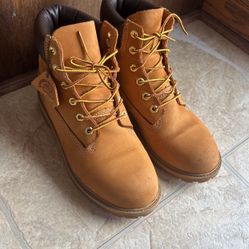 Timberlands Size 6M