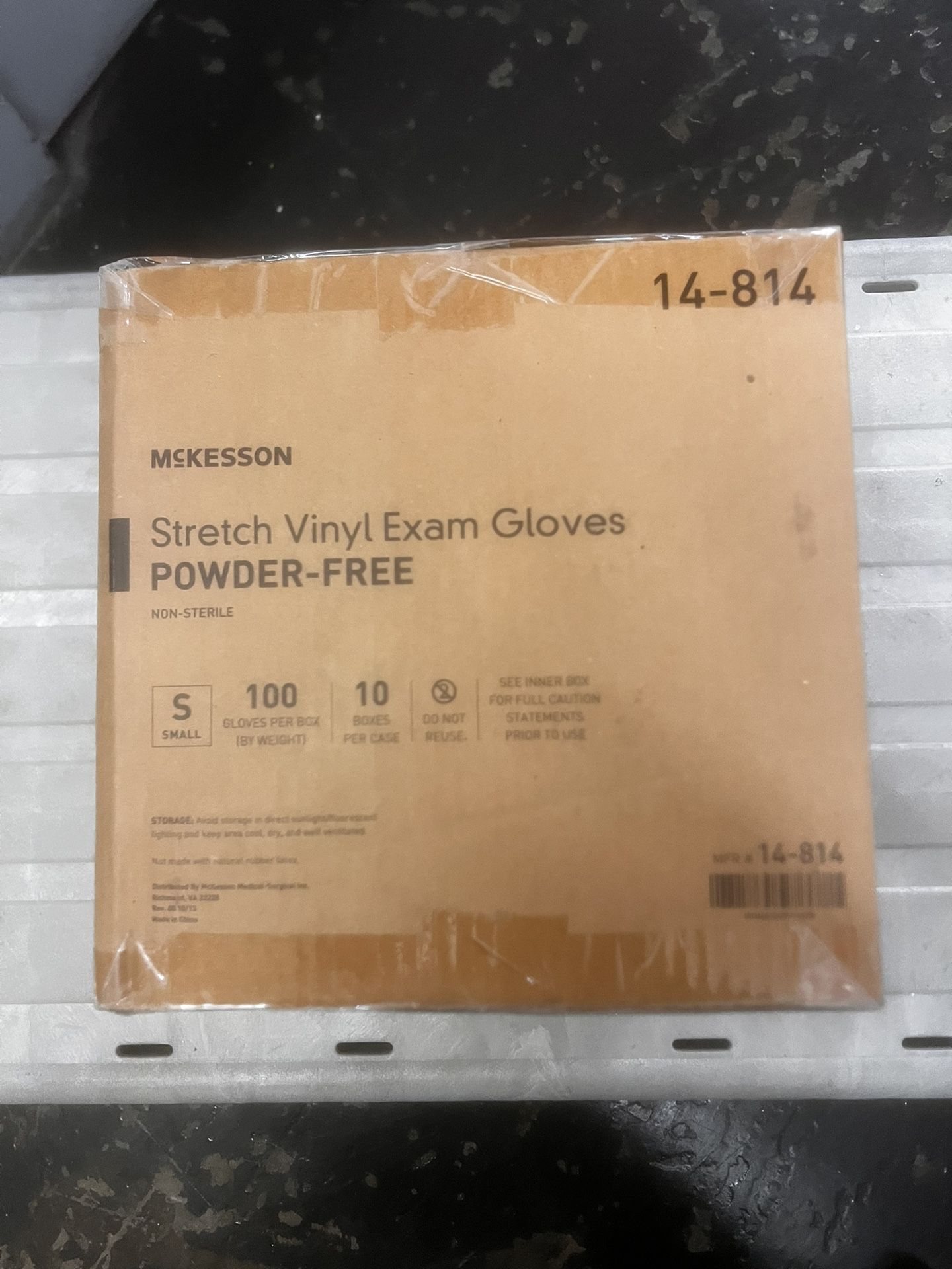 Size small stretch vinyl exam gloves 1000 pack