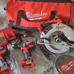 M18 18-Volt Lithium-Ion Brushless Cordless Hammer Drill/Impact/Circular Saw Combo Kit (3-Tool) 