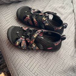 KEEN Seacamp 2 CNX Closed Toe Sandals Size 13