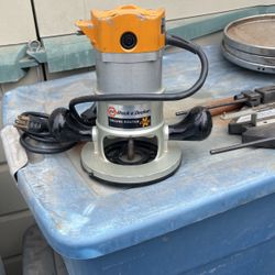 Black And Decker Deluxe Router