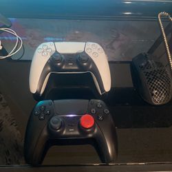 2 Ps5 Wireless Controllers 