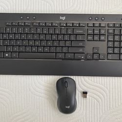 MK540 Full-size Advanced Wireless Keyboard and Mouse Bundle