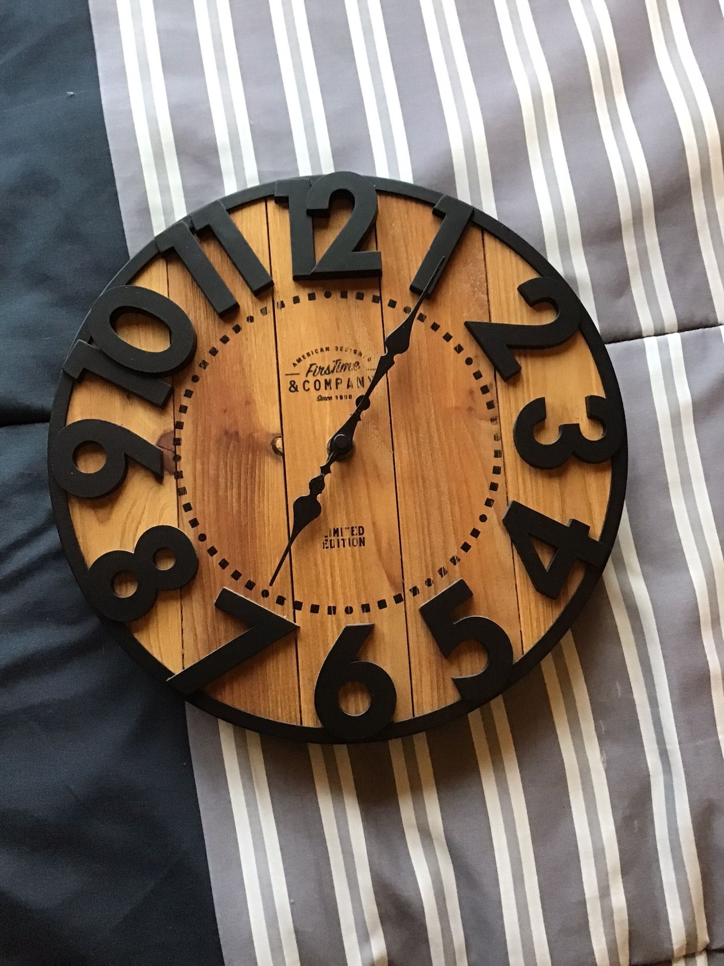 WALL CLOCK FROM BED BATH and BEYOND