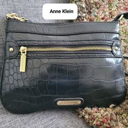 Anne Klein crossbody