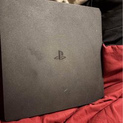 PS4 Slim