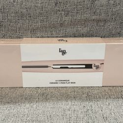 Brand New Lange Ceramic Flat Iron 