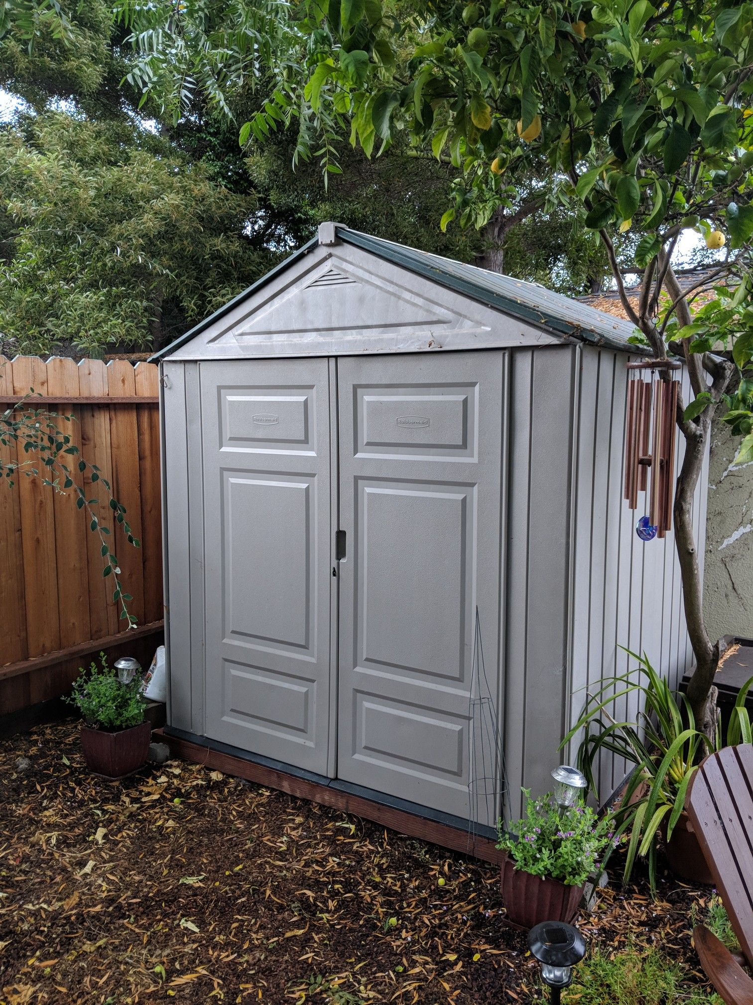 Rubbermaid Storage Shed 7'x7'