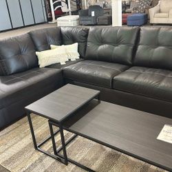 OM• $38 Initial • Brand New Berlin Mills Sectional With Chaise 