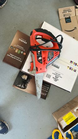 Black & Decker Saw