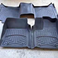 Toyota tundra 2022 and up weather tech mats