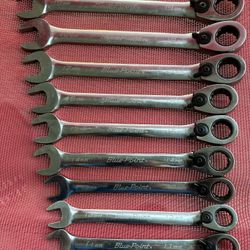 Tools.    Blue Point Ratchet Wrench Metric Set