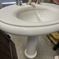 Kholer Pedestal  Sink