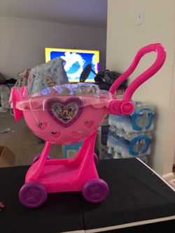 Minnie Mouse Shopping Cart