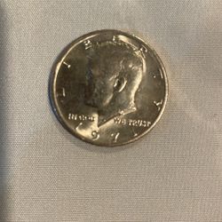 1971 No Mint Mark Doubling On Back Letters 