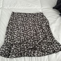 Woman’s Flirty Skirt 