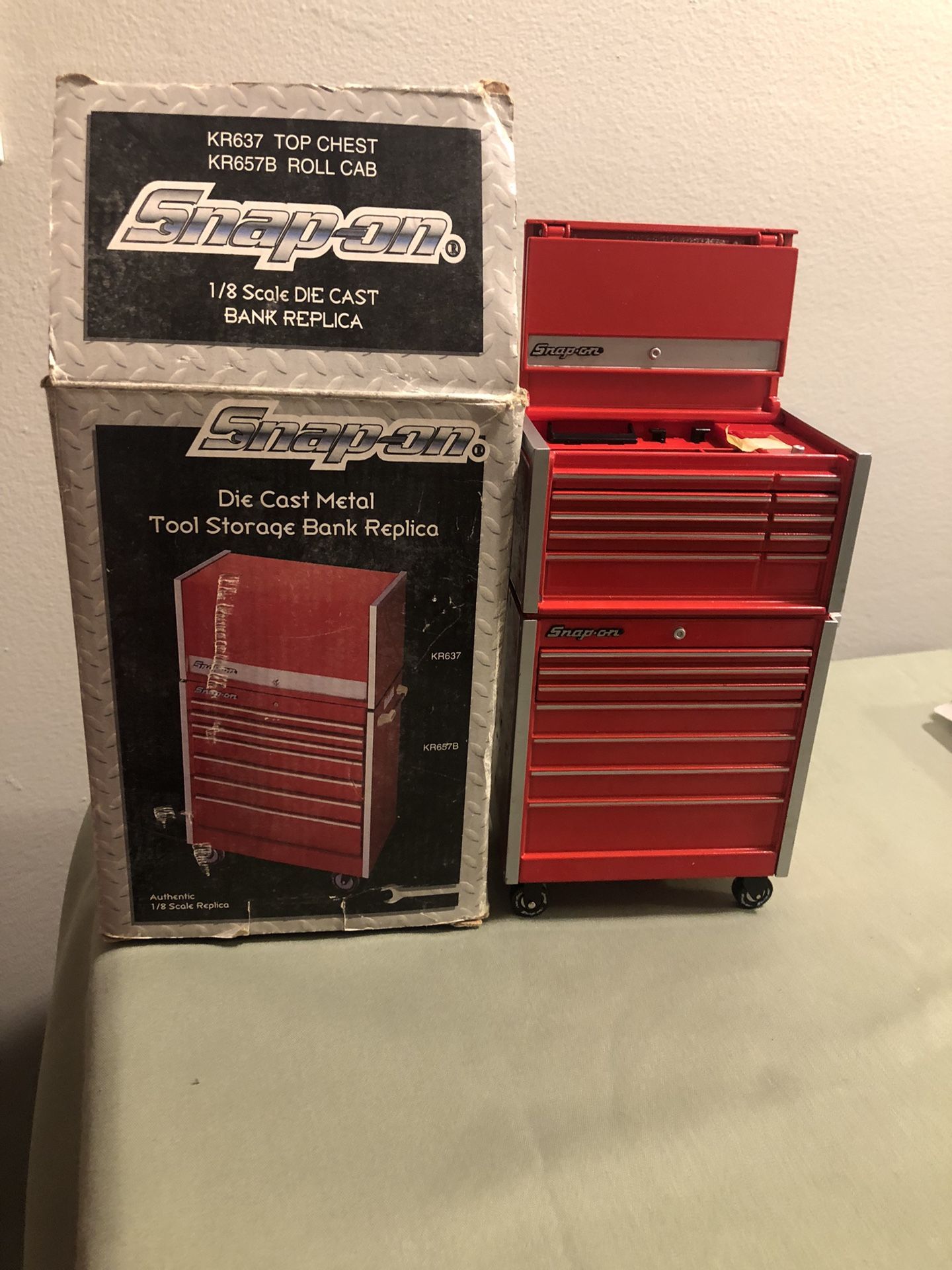 Snap on 1/8 Scale Replica Tool Box Bank