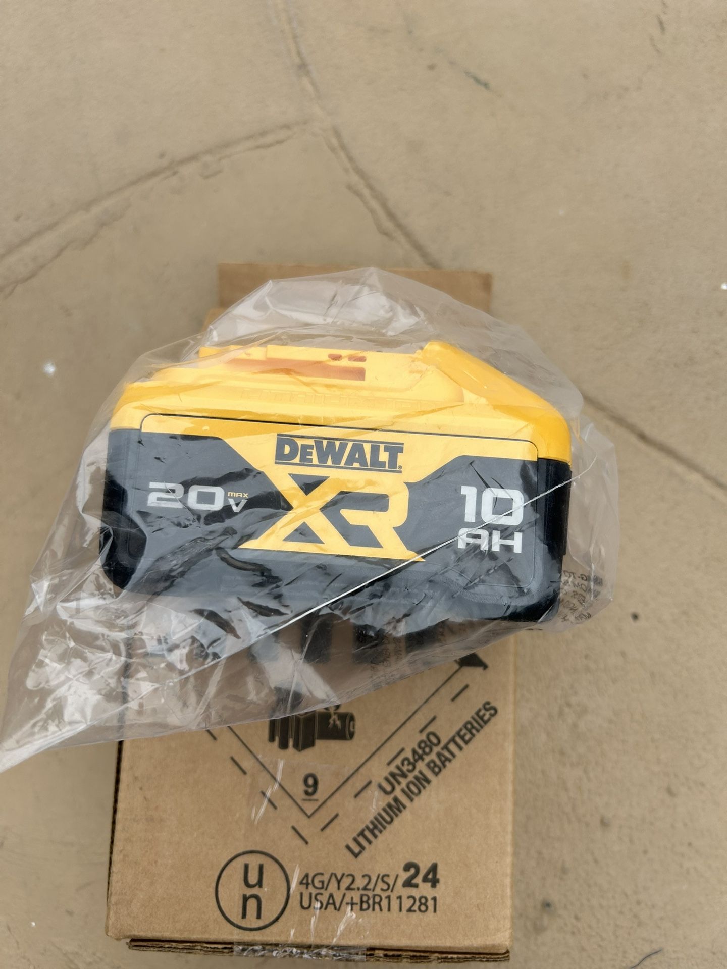 Dewalt 20volt Battery 10.ah Brand New Price Is Firm Precio Firme