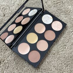 Revolution Make Up Palette