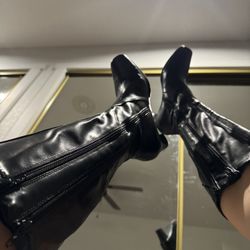 9.5 Leather Boots A2 By Aerosoles