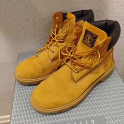 Youth Boots
