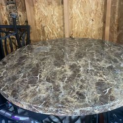 Round Dinning Room Table W 4chairs