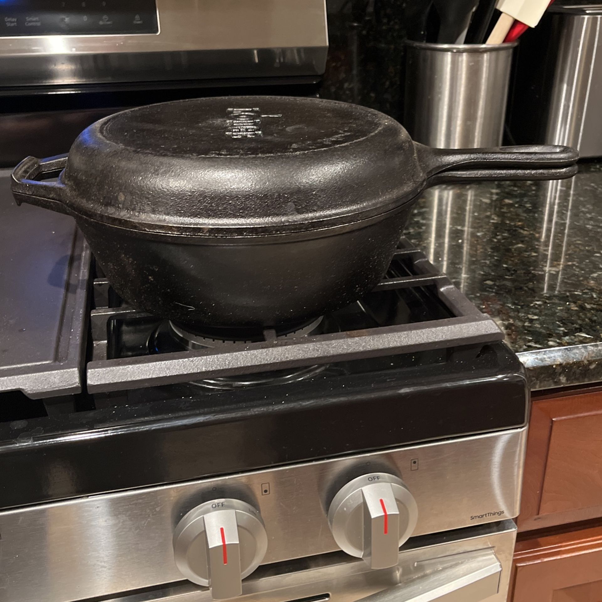 Lodge 3 Quart Cast Iron Pot for Sale in Phoenix, AZ OfferUp