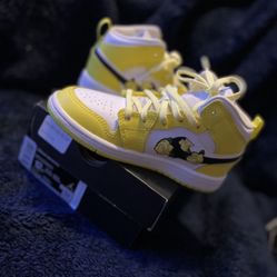 Size 12 Rose Patch Jordan 1s New