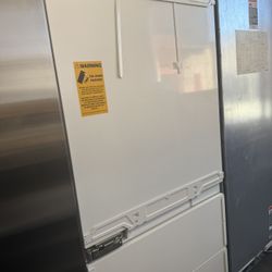 New Liebherr 36” Panel Ready Built In Refrigerator Bottom Freezer