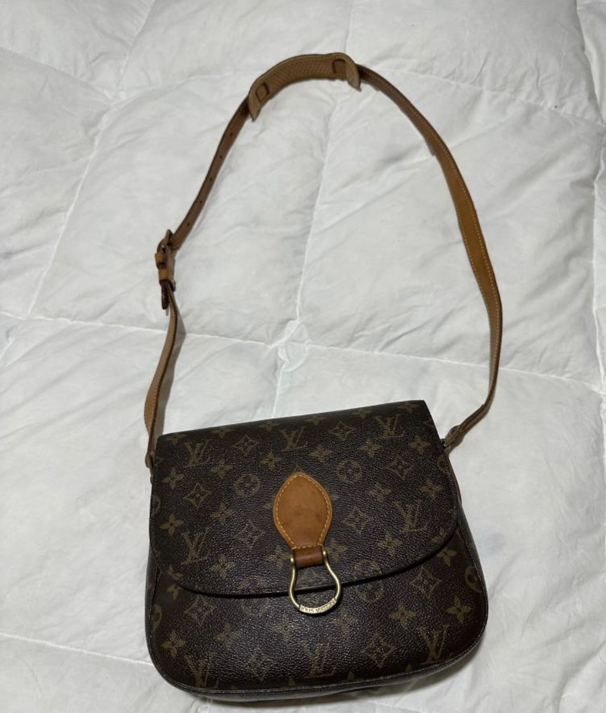 Authentic LOUIS VUITTON SAINT CLOUD GM Shoulder Bag
