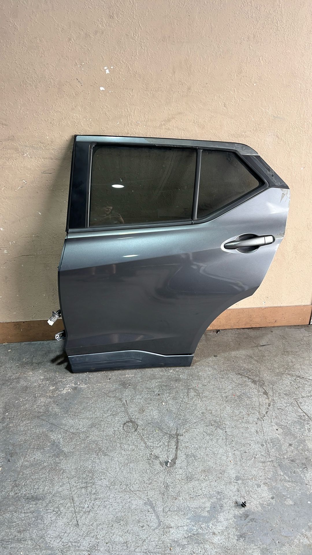 18-24 Nissan Kicks Left Rear Door 2018 2019 2020 2021 2022 2023 2024