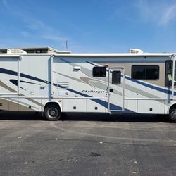 2004 Damon Challenger 353