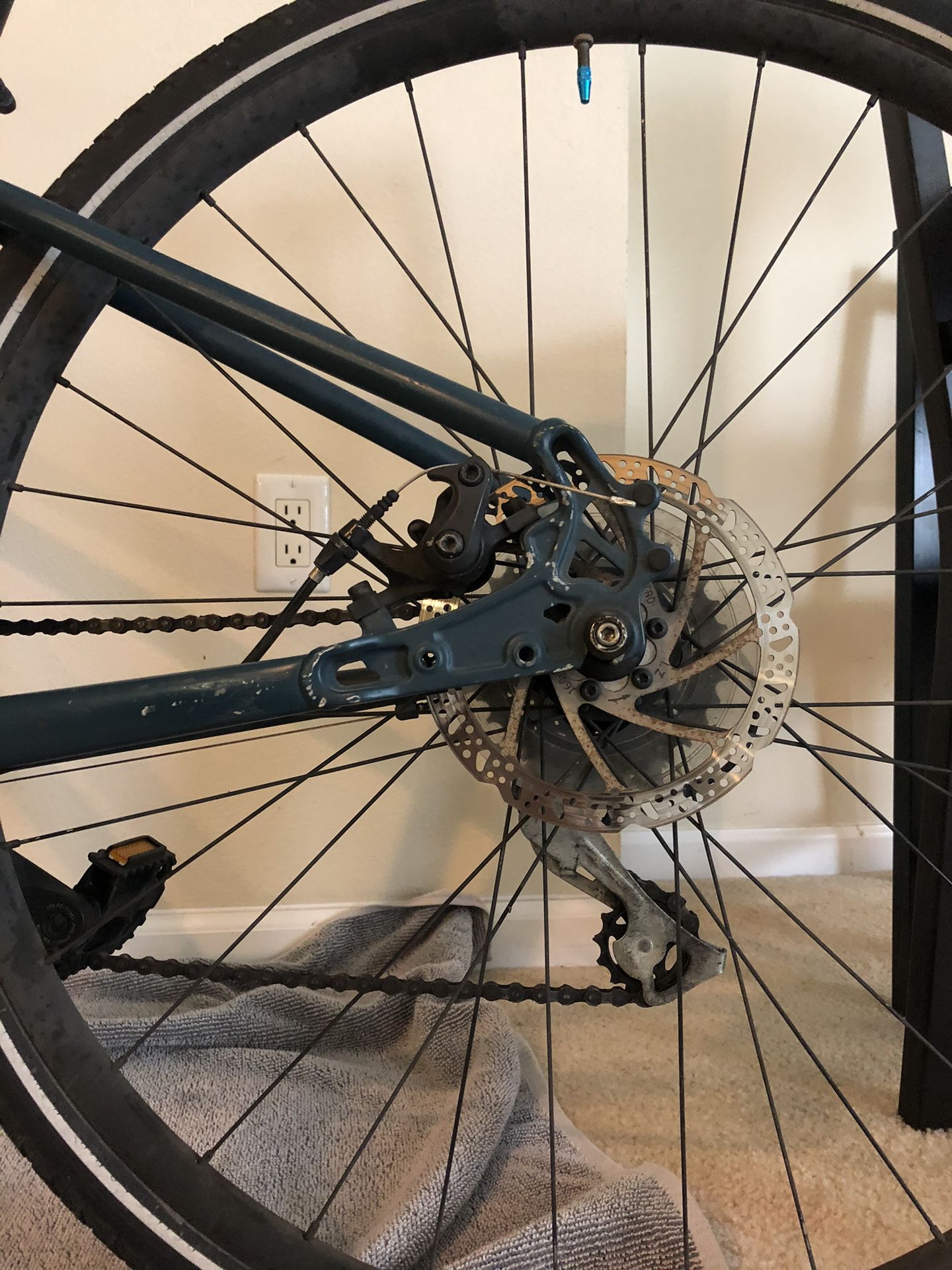 REI CoOp Unisex Hybrid Bike for Sale in Irvine, CA OfferUp