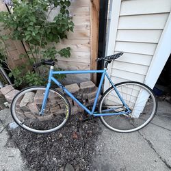 Blue fixation pixie frame with throne cranks NEED GONE